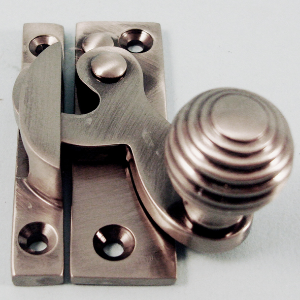 THD113/AN • Non-Locking • Antique Nickel • Clo Reeded Knob Sash Fastener